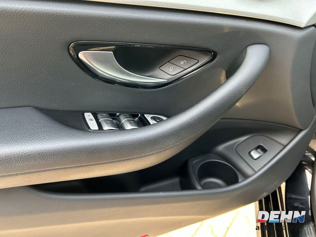 Mercedes-Benz E 300 T de Avantgarde 4Matic Widescreen Cam SHZ 