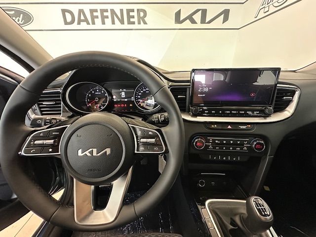Fahrzeugabbildung Kia XCeed Vision T-GDI Lane Ass Navi Kamera Tempomat