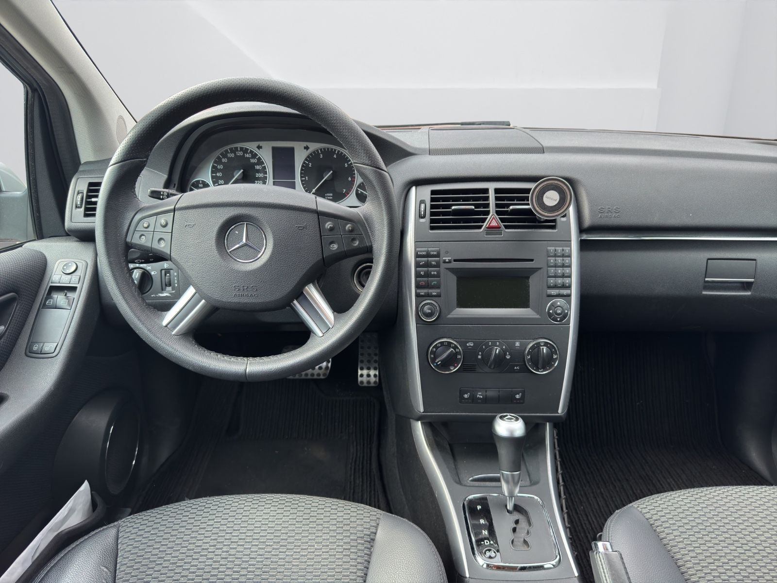 Fahrzeugabbildung Mercedes-Benz B 200 Sport Edition*2*Hand**TÜV*Neu*Automatik