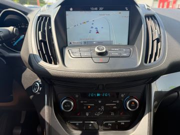 Ford Kuga Titanium+Xenon+SHZ+Navi+AHK