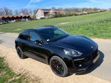 Porsche GTS all-black Porsche Approved 3.27! Service neu - Porsche in Trier