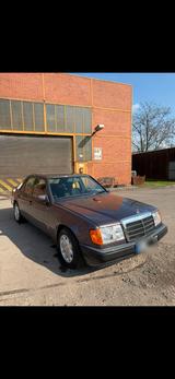 Mercedes-Benz Mercedes W124 250D TÜV 03/28 - Mercedes-Benz 250 in Duisburg