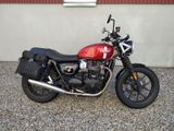Triumph Street Twin 900 - TRIUMPH STREET TWIN