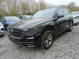 Volkswagen TOUAREG R eHYBRID ACC/HuD/PANO/MASSAGE/AHK/360° - Volkswagen Touareg: Leder