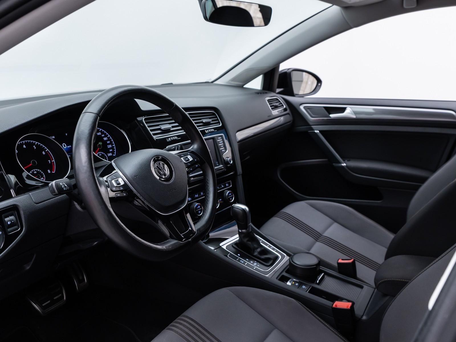 Volkswagen Golf VII Allstar BMT