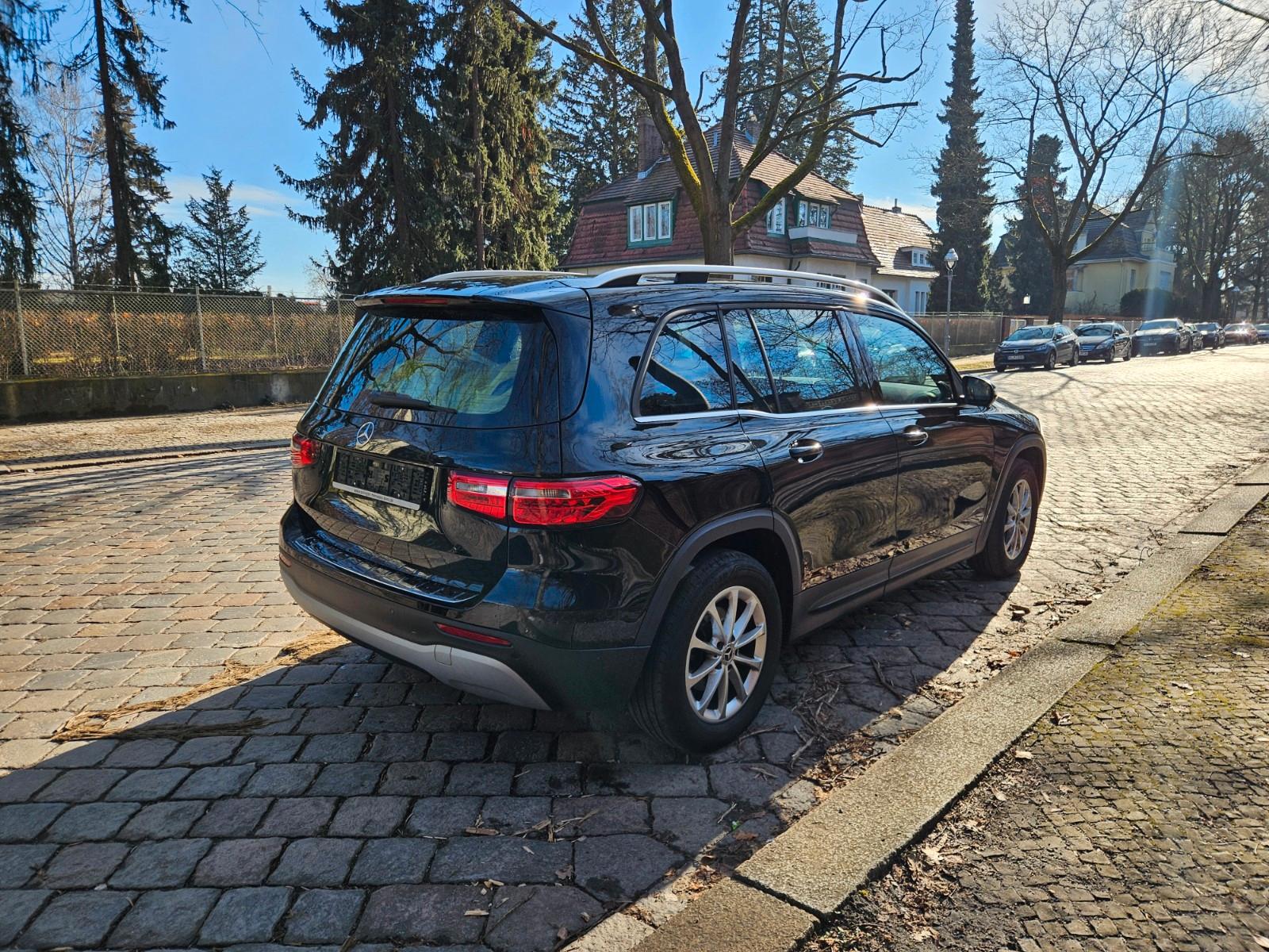 Mercedes-Benz GLB 200 d