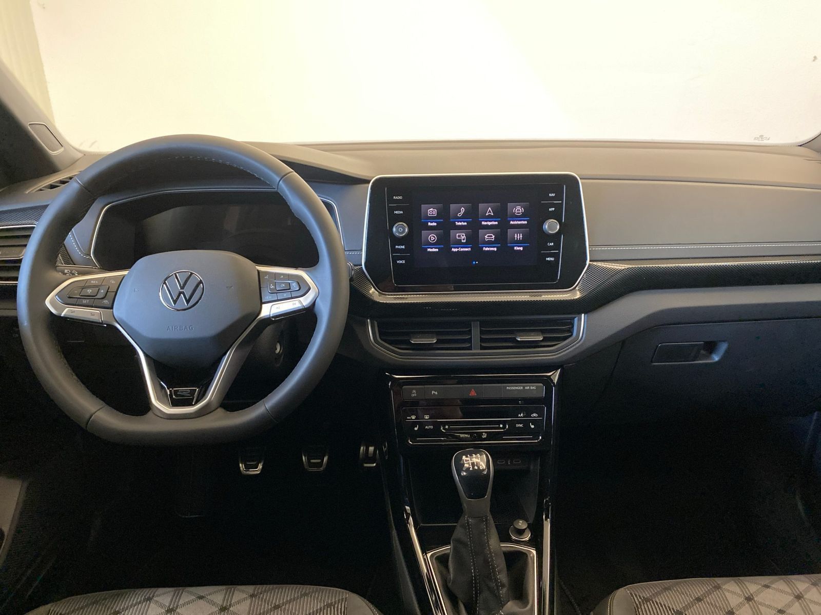 Volkswagen T-Cross - Bild 9