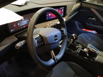 Bild 5 Opel Astra L Lim. 5-trg. GS mit Navigation