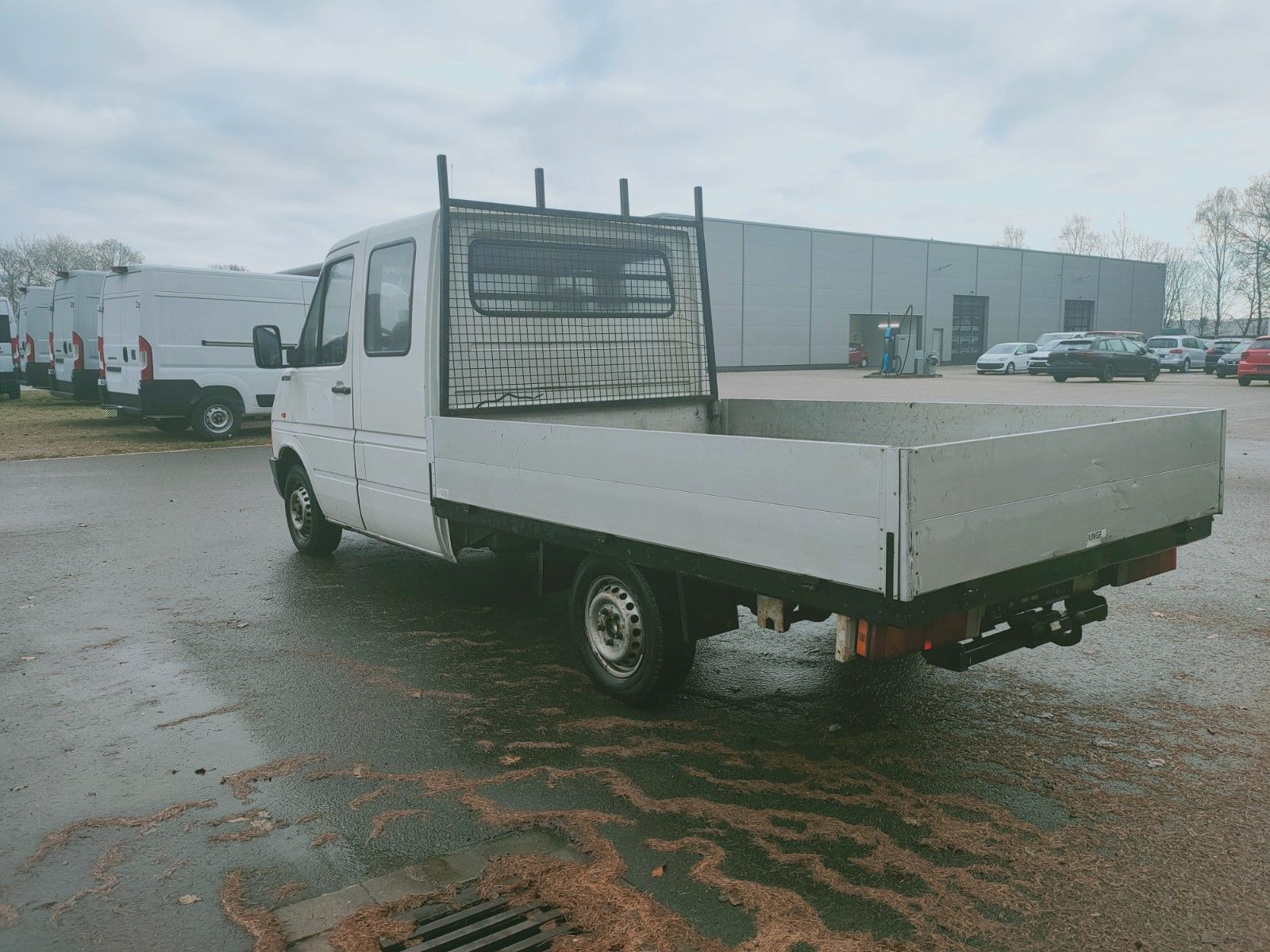 Fahrzeugabbildung Volkswagen LT DoKa Pritsche Flachboden aus 1.Hand