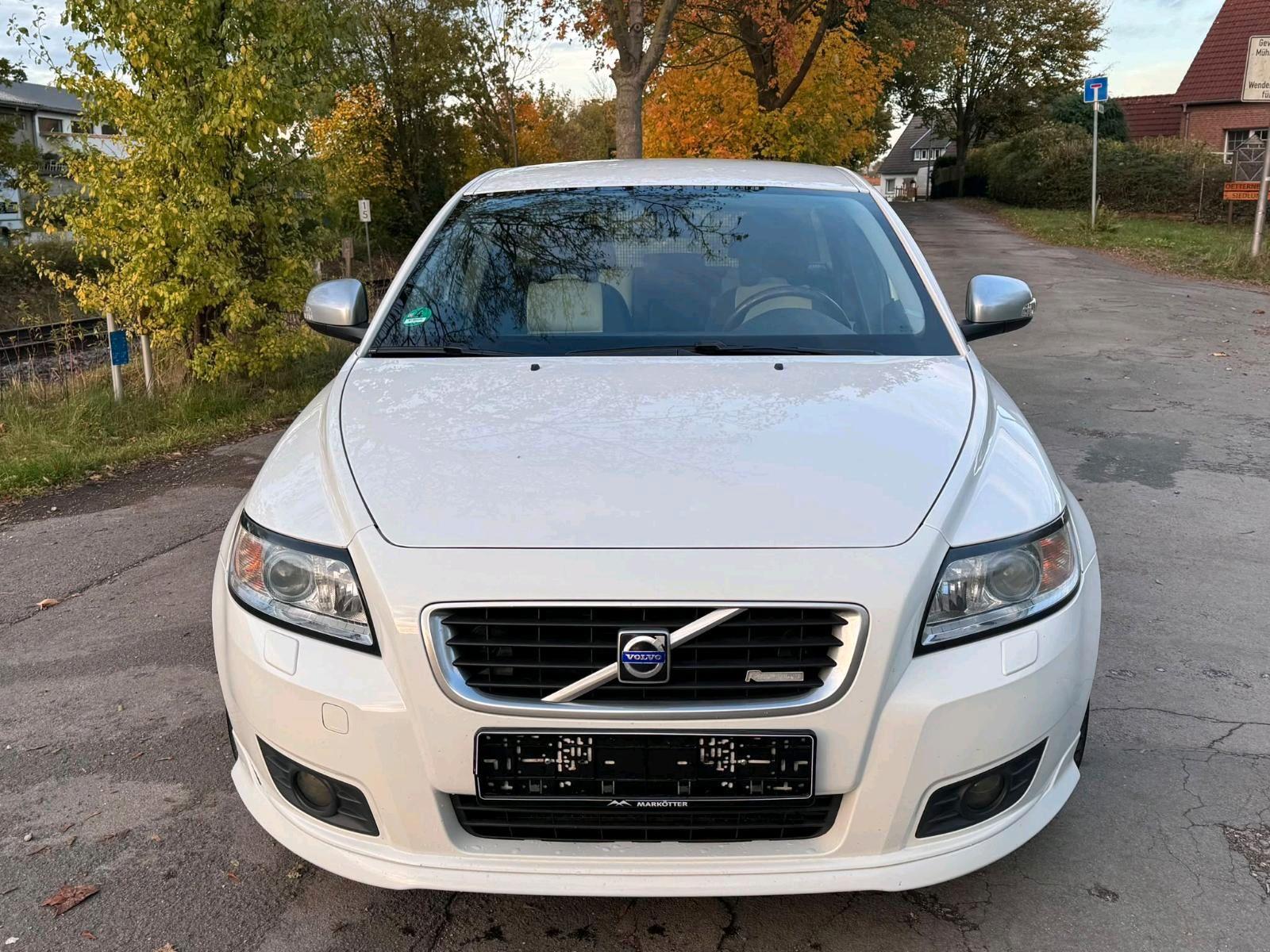 Volvo V50 2011 — engine 109 HP (80kW)