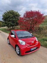 Toyota IQ Erstzulassung 01.2014 - Toyota IQ: Von Privat