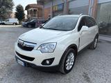 Opel Antara 2.2 CDTI 163CV Cosmo 4x4 -Automatico - weiße Opel Antara