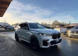 BMW X7 M50 d 7-Sitzer/Laser/Navi/SoftClose/STHZ/AHK - BMW X7 M50 aus 2019