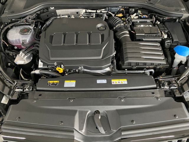 Superb Combi Sportline 2.0 TDI DSG AHK+MATRIX+MA