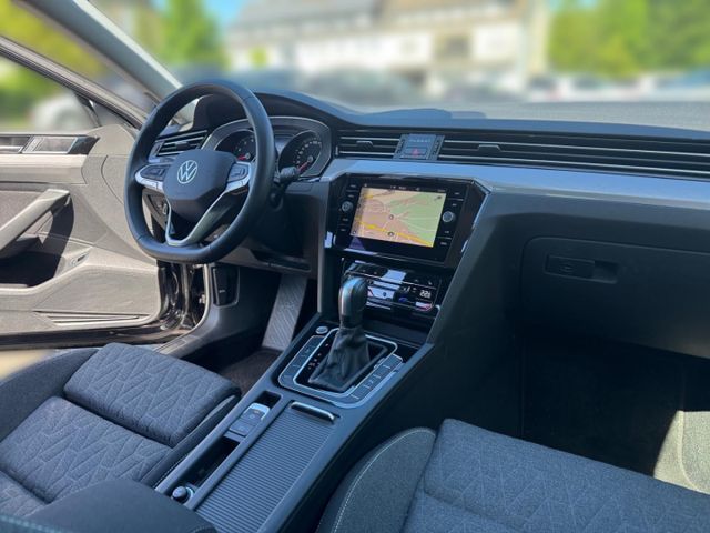 Passat Business 1.5 TSI DSG Navi AHK Bluetooth