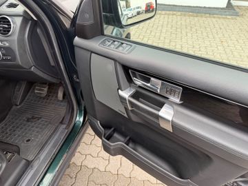 Land-Rover Discovery - 12