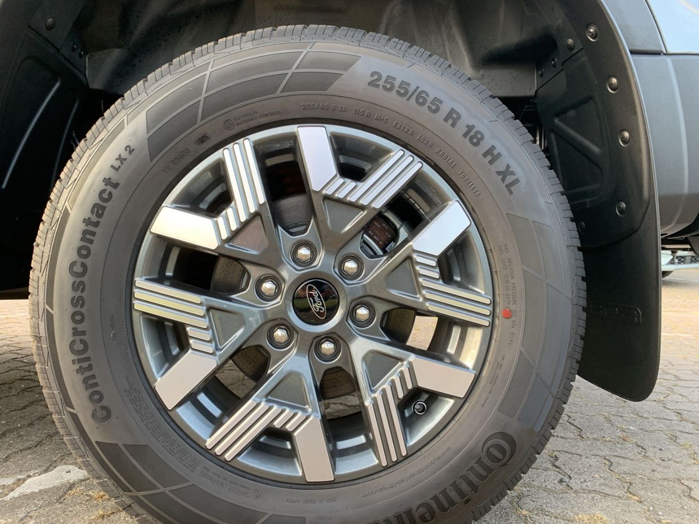Fahrzeugabbildung Ford Ranger Plug-in-Hybrid Wildtrak e-4WD 2,3 EcoBoos