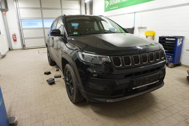 Jeep Compass Upland 180PS PHEV 4WD Automatik - ACC