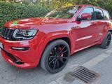 Jeep Grand Cherokee SRT 6.4l V8 HEMI 