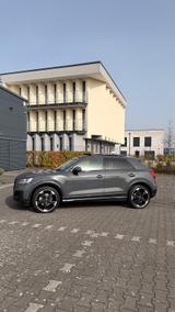 Audi Q2 35 TFSI S tronic sport sport - Audi Q2 Gebrauchtwagen in Köln