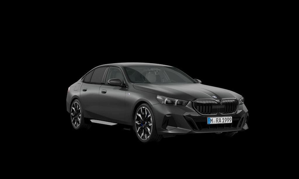 Image of BMW 540