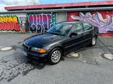 BMW Bmw e46 320i - BMW 320 aus 2000: 320i E46