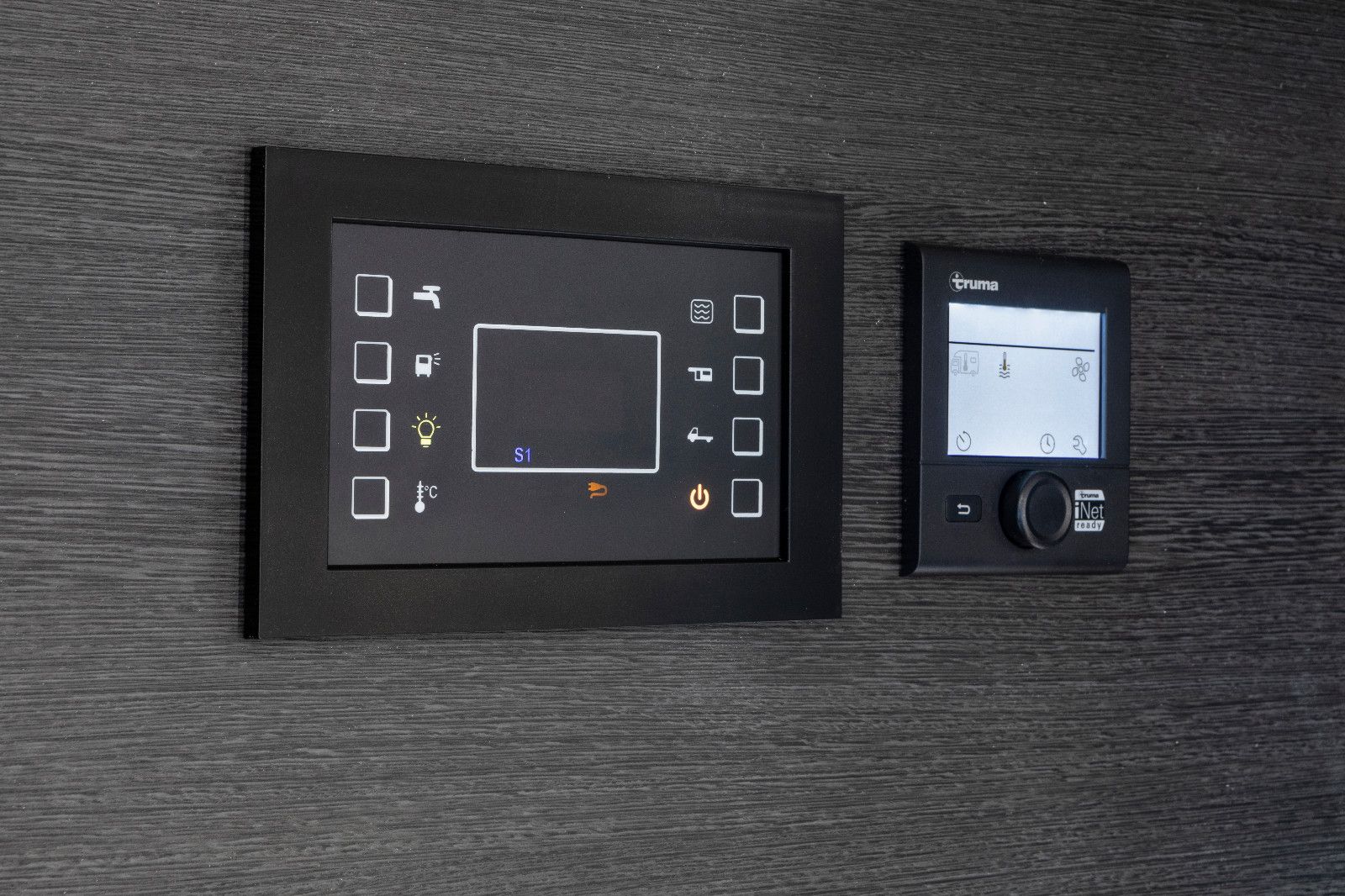 Fahrzeugabbildung Roller Team Kronos 277 M - 6.389€ sparen!