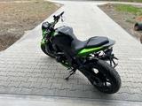 Kawasaki Z750r - KAWASAKI 750 Z