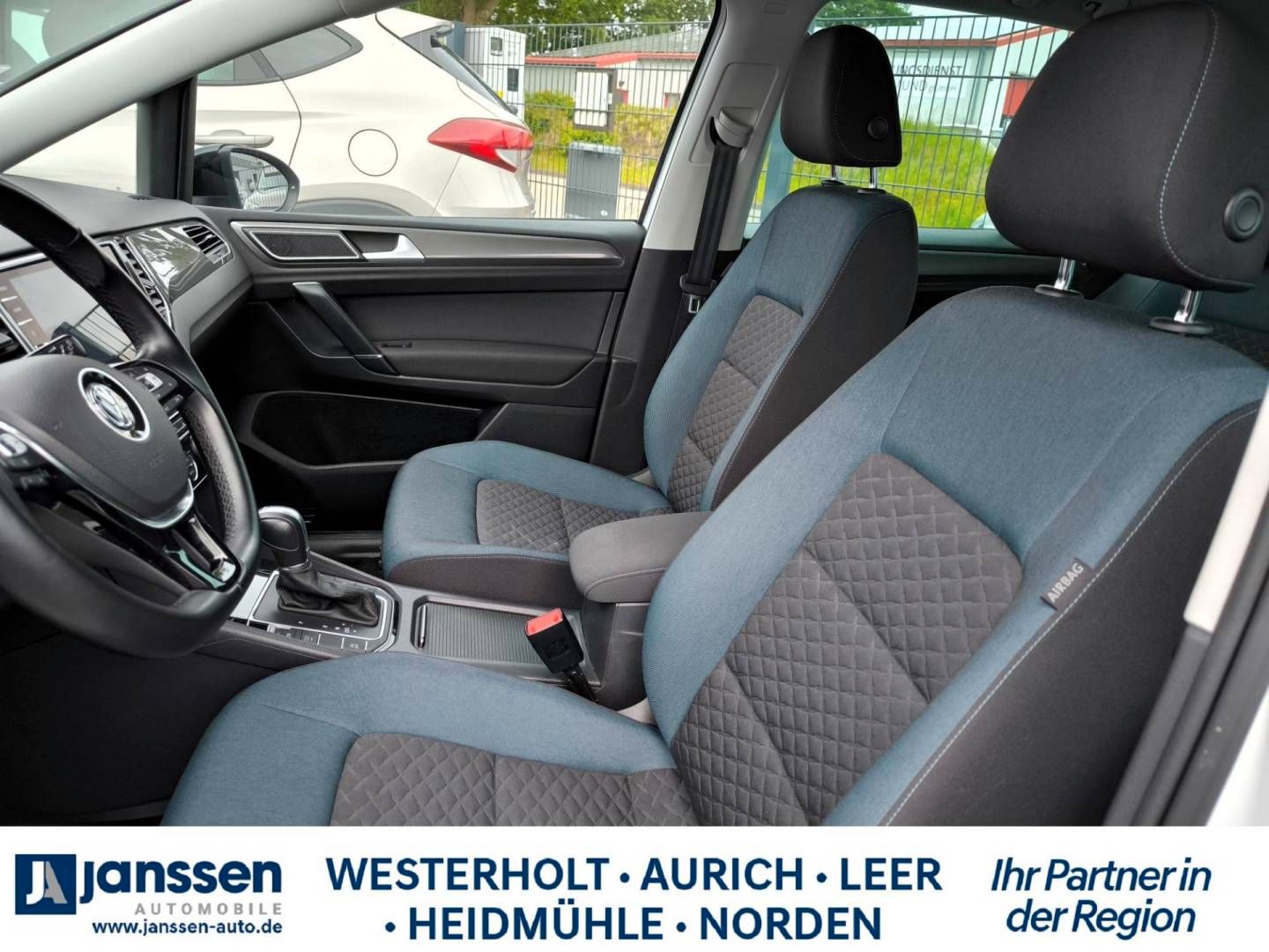 Fahrzeugabbildung Volkswagen GOLF SPORTSVAN IQ.DRIVE