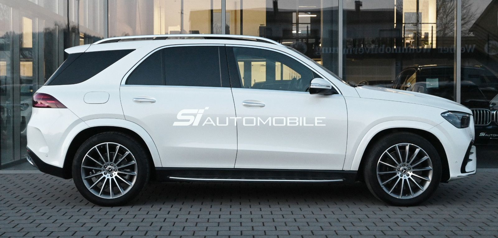 Fahrzeugabbildung Mercedes-Benz GLE 450 d 4M. AMG PREMIUM+ °UVP 147.923€°E-BODY°