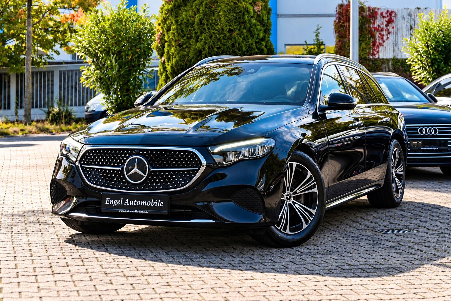 Mercedes-Benz E 220 d 4Matic Avantgarde ACC Lane Side Kamera