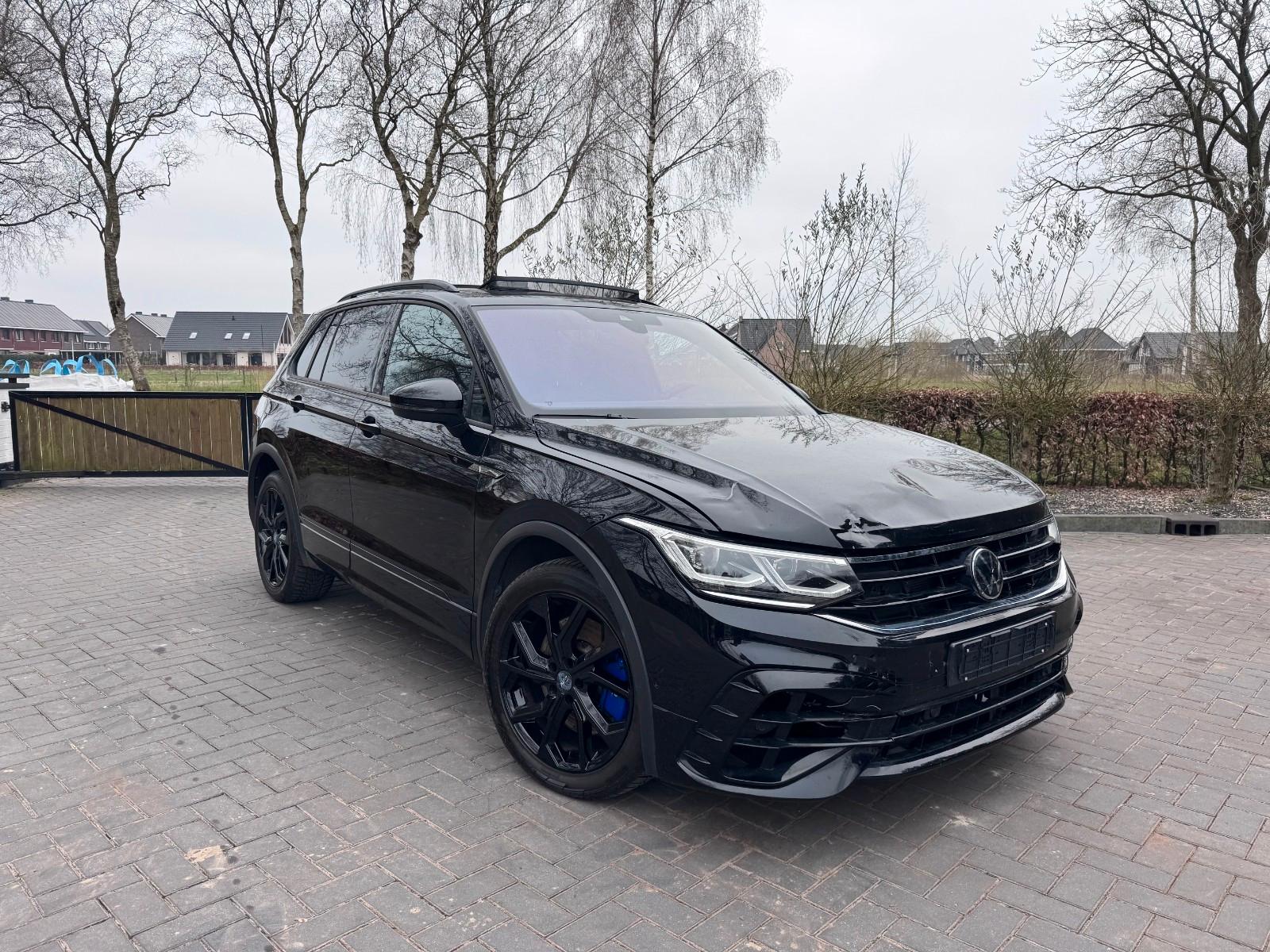 Volkswagen Tiguan R 4Motion Panorama Akrapovic Leder AHK