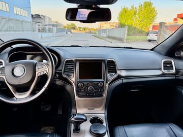 Jeep Grand Cherokee - 7