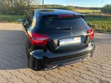 Mercedes-Benz A180 PEAK Edition PEAK Edition AMG Line Garantie - Firmenfahrzeug gebraucht