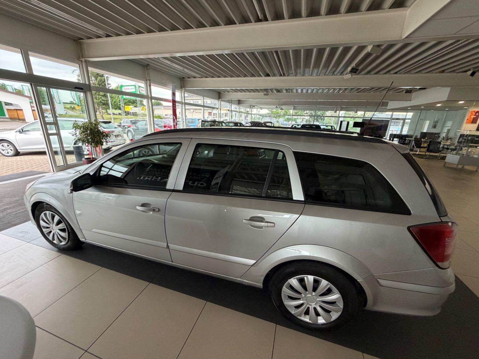 Opel Astra 2006 — engine 1.796 cm³, 125 HP (92kW)