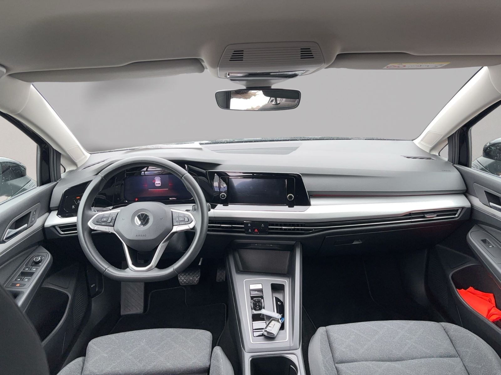 Golf VIII 1.0 eTSI Life IQ.Drive, Massage, LED.,