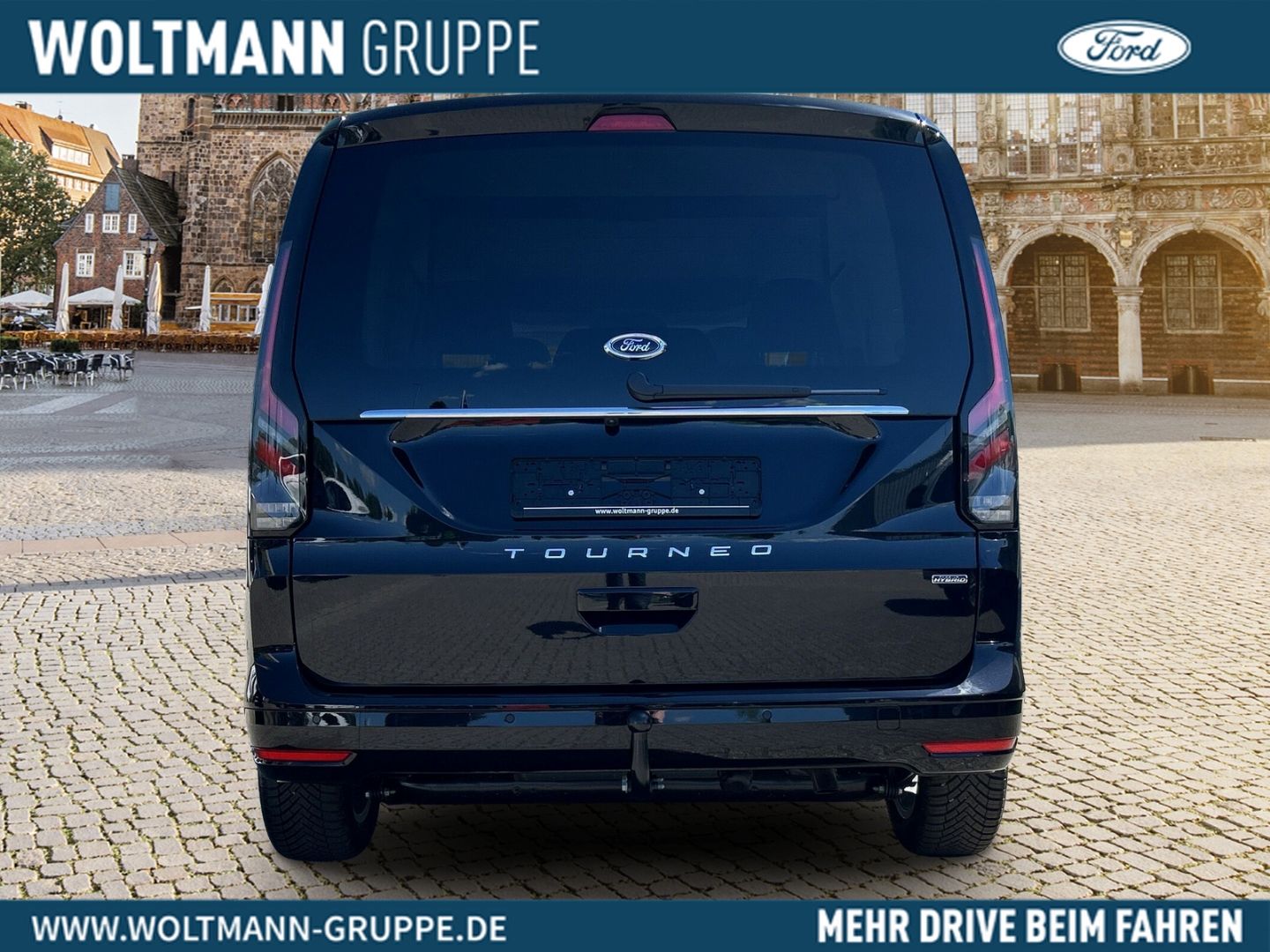 Fahrzeugabbildung Ford Tourneo Connect PHEV Titanium 1.5 EcoBoost Anhän