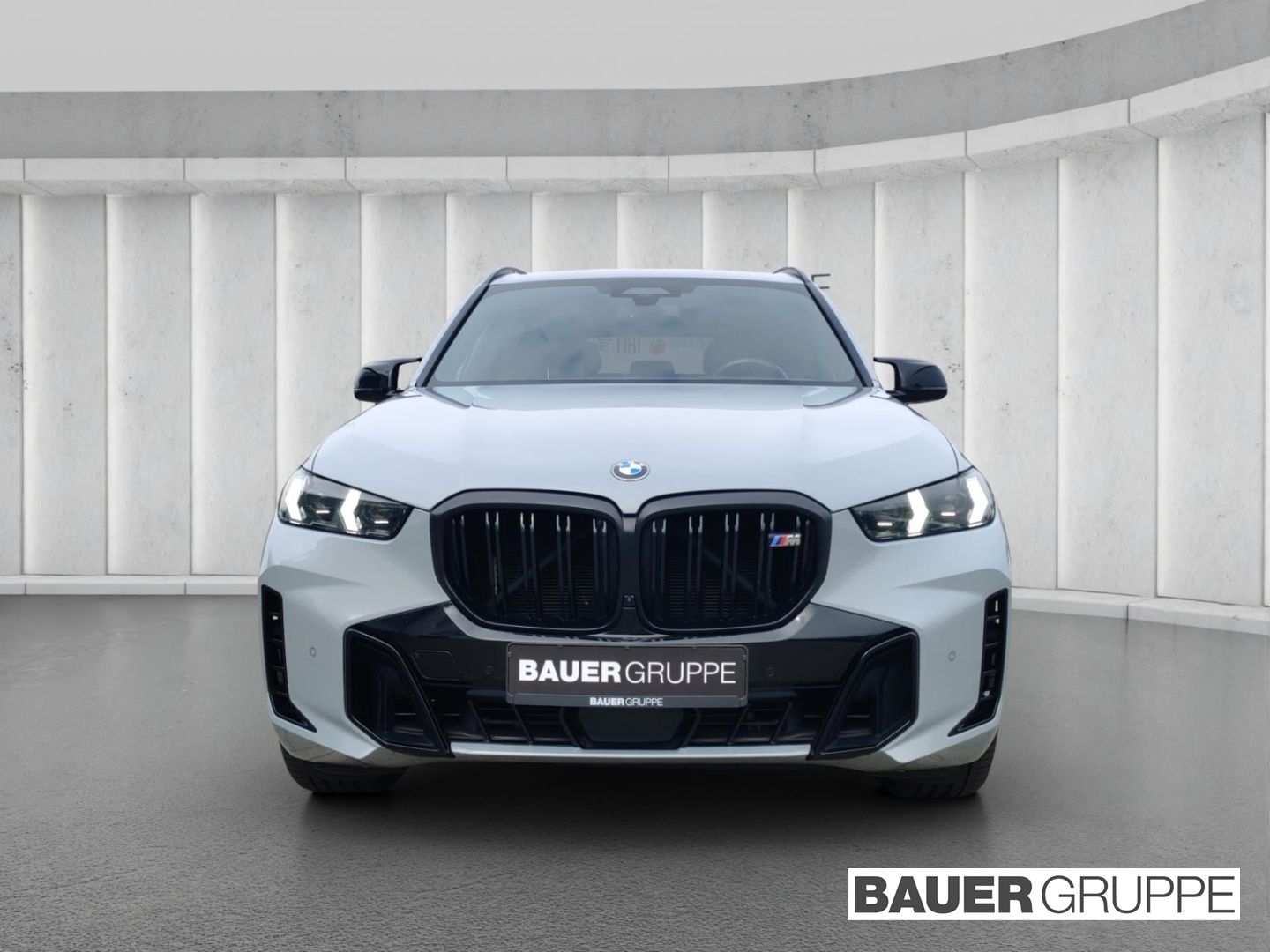 BMW X5 M60 i xDrive 22'' Pano Soft-Close B&W Memory imagem 2