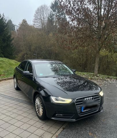 Audi A4 1.8 TFSI multitronic S line Sportp...