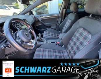 Volkswagen Golf - 9