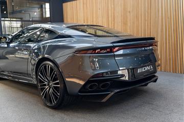 2019 Aston Martin DBS — фото 4
