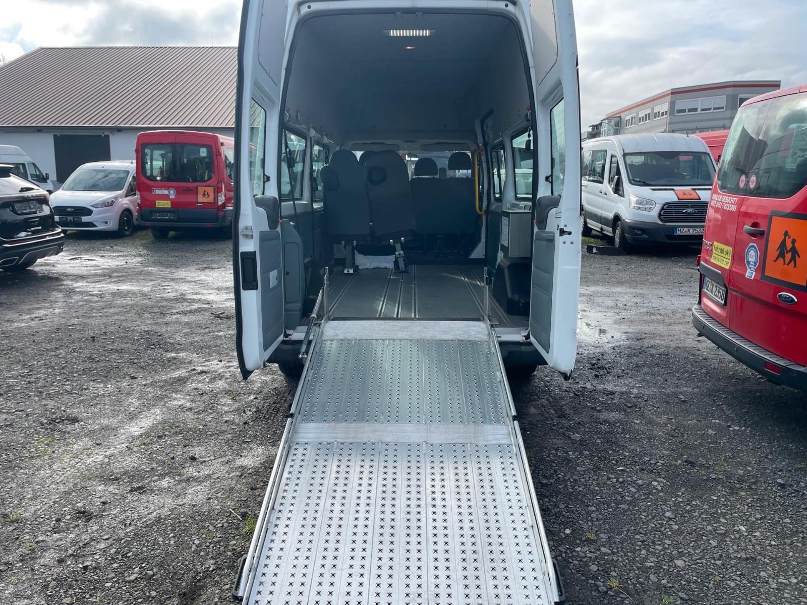 Ford Transit Kombi Behindertengerecht