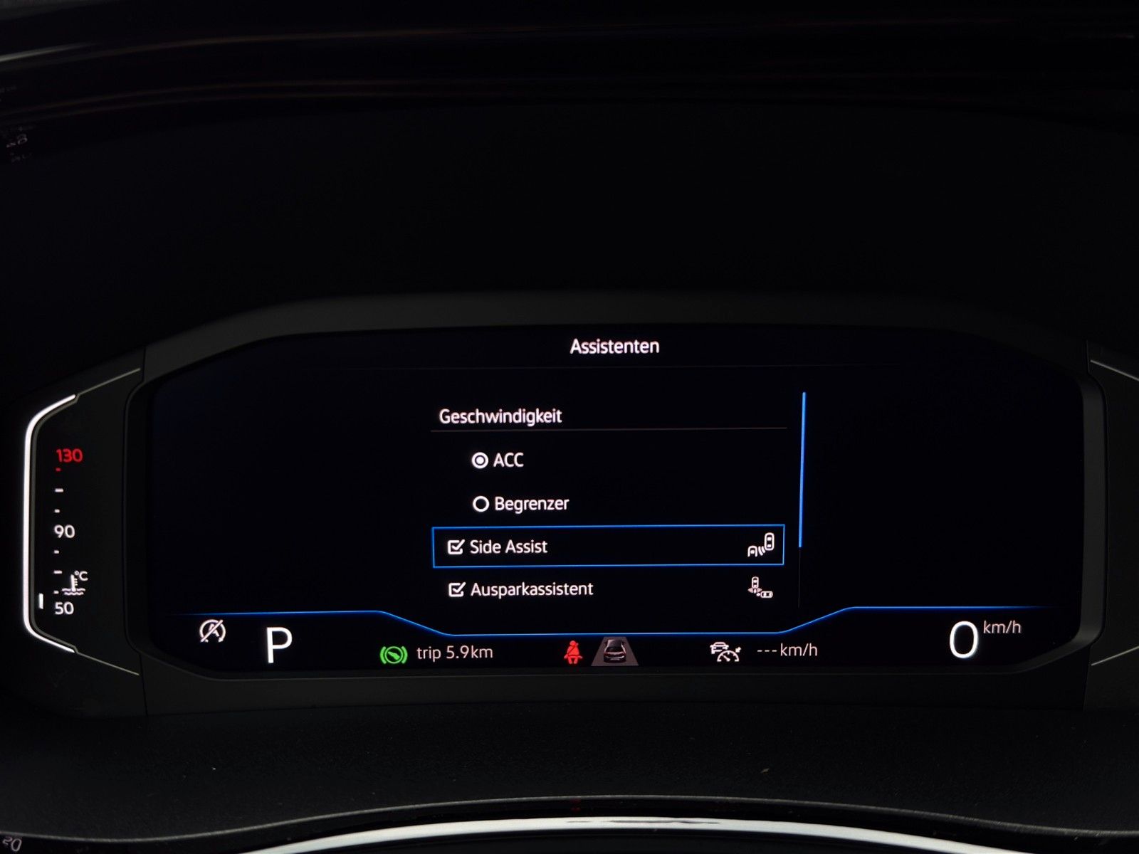 Fahrzeugabbildung Volkswagen T6.1 Multivan Gen.6 *AHK*Dig.Cok*ACC*Carplay*LED