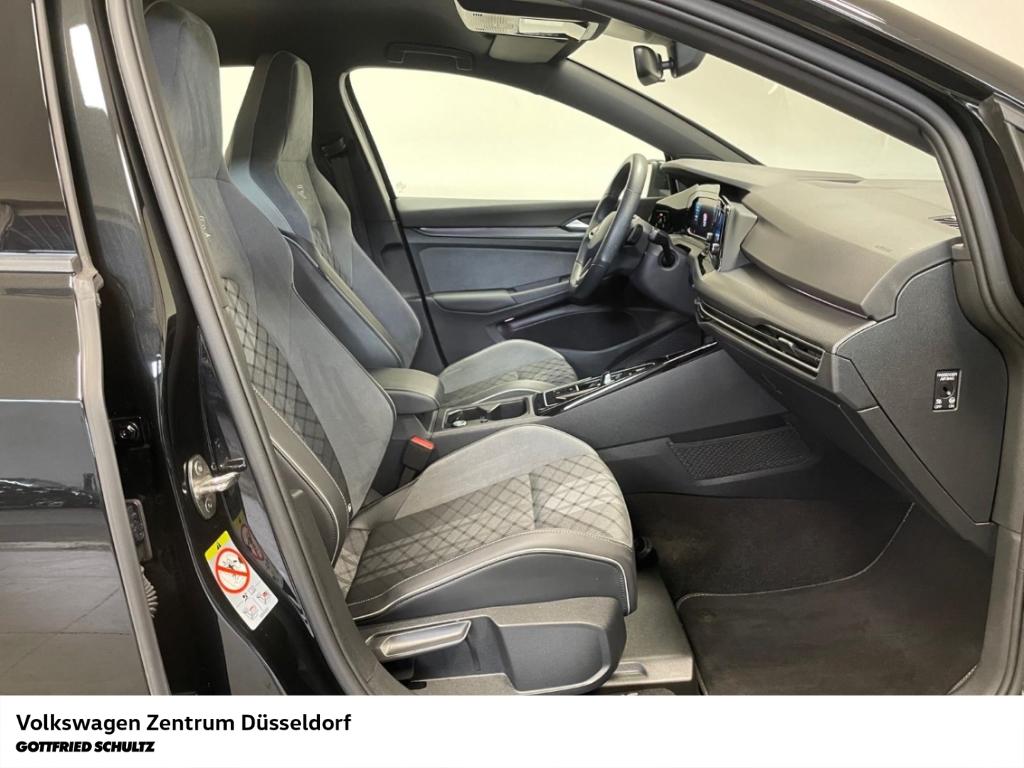 Volkswagen Golf R -Line 1.5 eTSI DSG Kamera LED Carplay