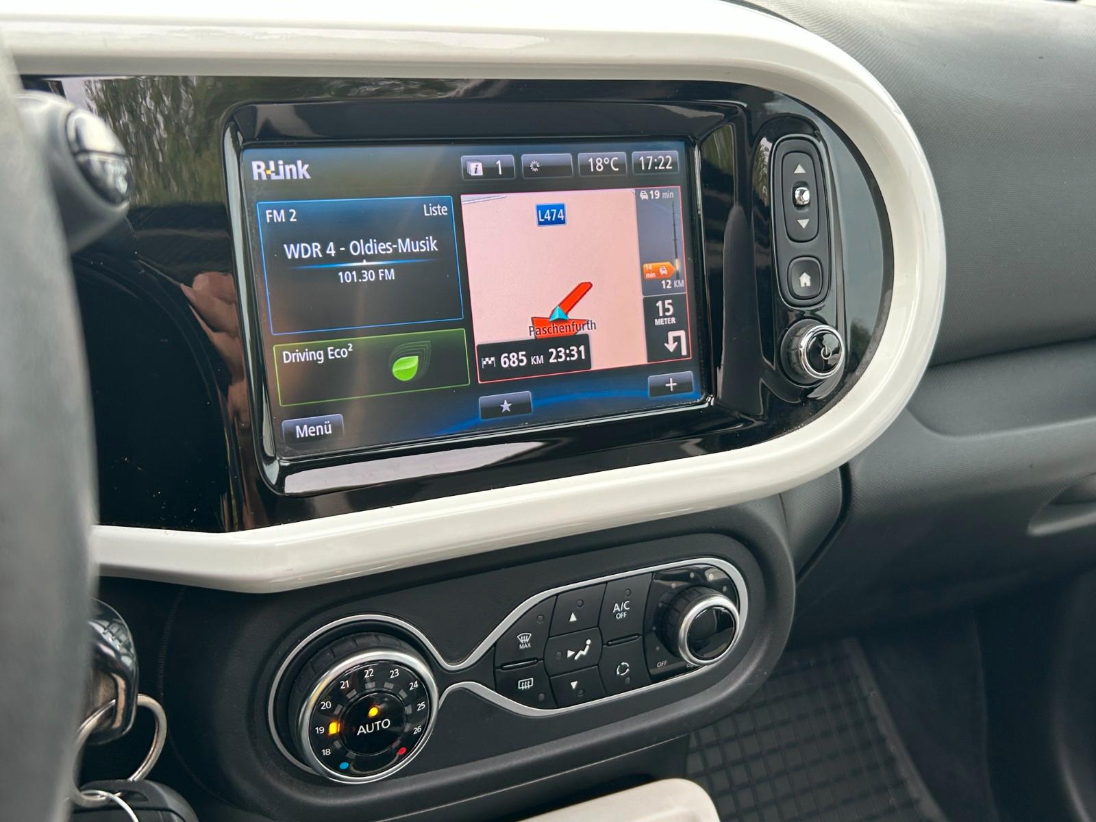 Renault Twingo Intens TCe 90 Klimaauto. Navi PDC Kamera