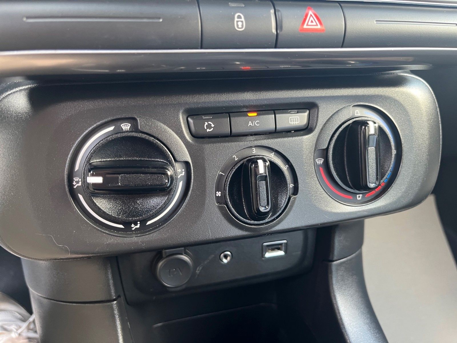 Citroën C3 Feel – Bild 15