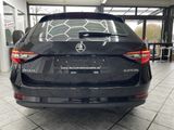 Skoda Superb Combi 2.0 TDI L&K, Leder, ACC, Canton - Skoda Superb mit Diesel-Antrieb: Kombi, 2.0