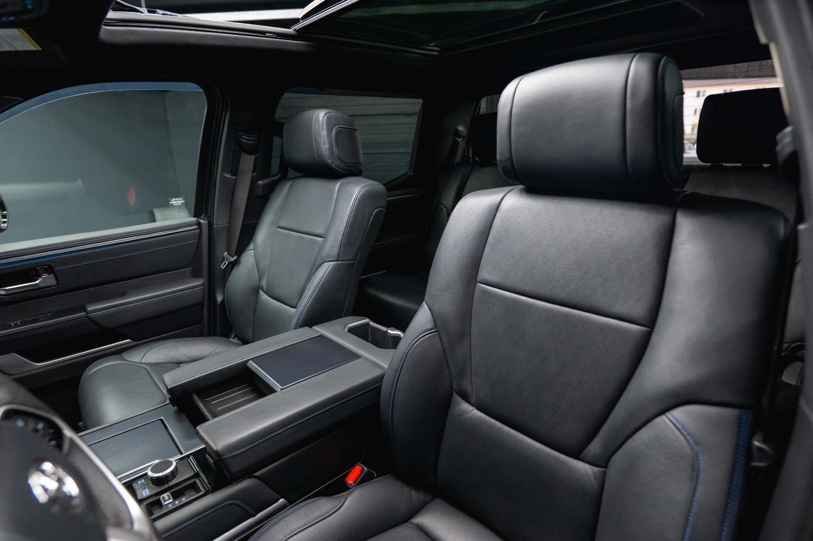 Fahrzeugabbildung Toyota Tundra PLATINUM 3.4L V6 4x4 *100%Options*19%VAT*