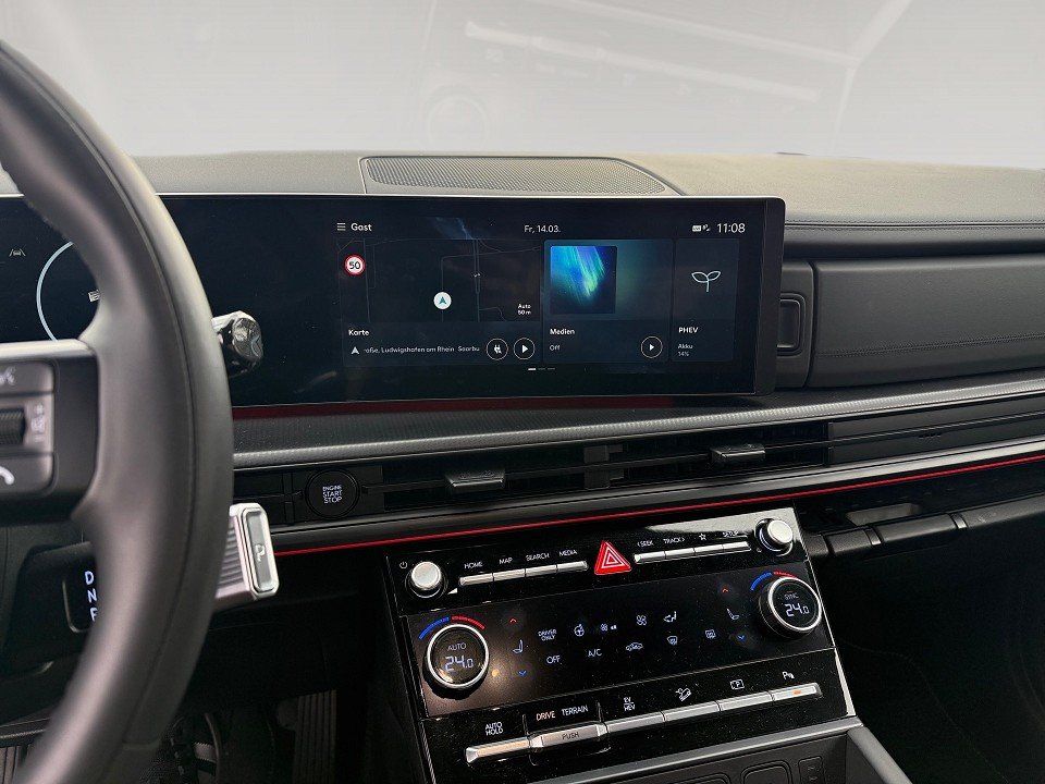 Fahrzeugabbildung Hyundai SANTA FE Plug-in BLACKLINE