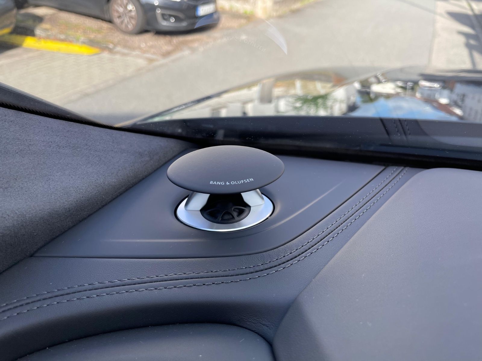 Fahrzeugabbildung Audi RSQ8 Performance Full Option|Carbon|STHZ|B&O Adv